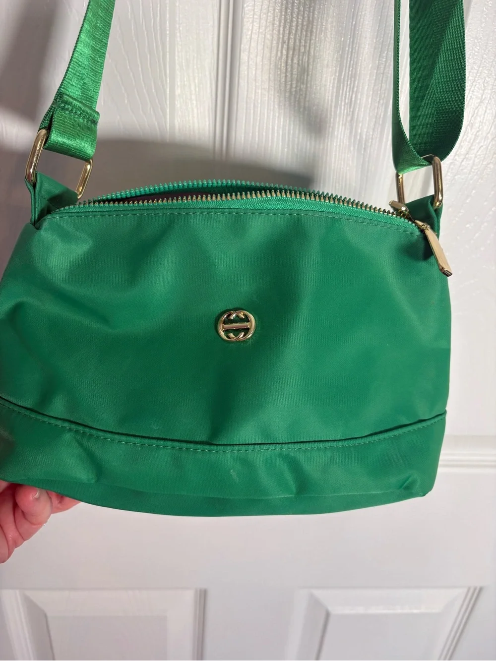 Green Crossbody Shoulder Bag with Gold Accent NEW WITHOUT TAGS
